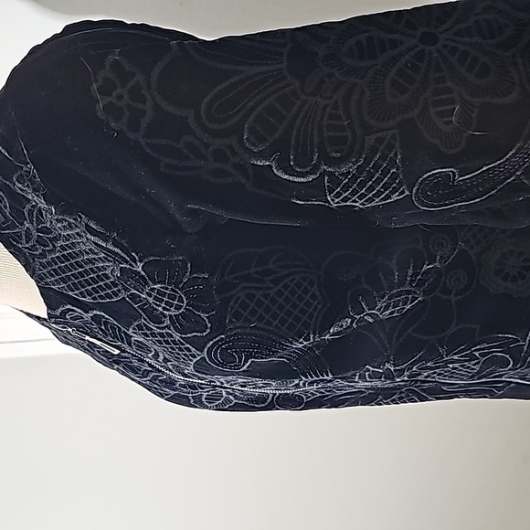 Adore‎ enbroidery black velvet jacket. Zip up small. Punk, goth, 90's Y2K - Picture 5 of 10